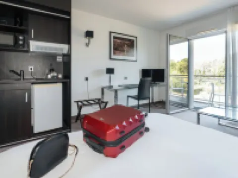 Westotel Life Nantes Carquefou Hotels in Carquefou