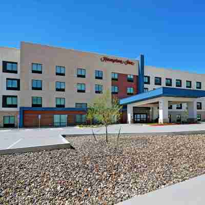 Hampton Inn by Hilton Midland South Hotel Exterior
