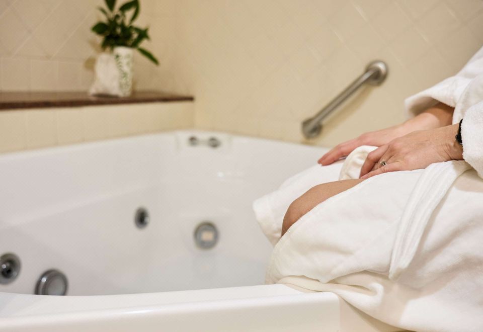 Mercure Gold Coast ResortOver view