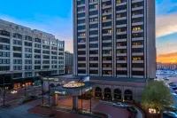 Hilton Indianapolis Hotel & Suites Hotels in 