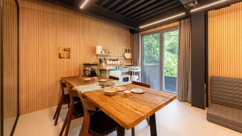 Gwangju Chez Pompom Dokchae Poolvilla