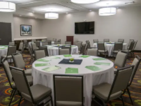 Holiday Inn NEW ORLEANS AIRPORT NORTH by IHG Hoteles en Kenner