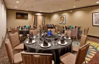 Holiday Inn Express & Suites ST. JOSEPH by IHG