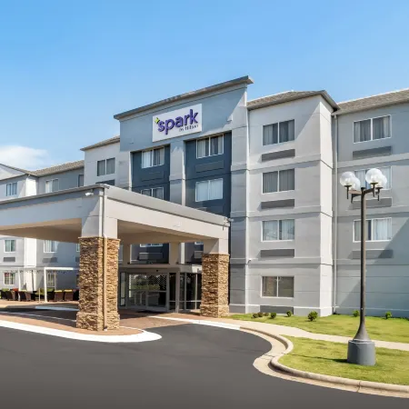 Spark by Hilton Kannapolis