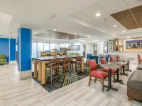 Holiday Inn Express & Suites LONGVIEW NORTH by IHG Hotels in Longview