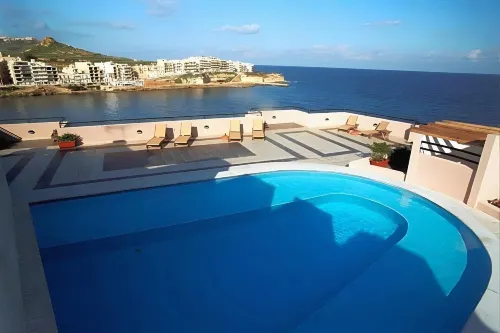 Hotel Calypso Hoteles en Marsalforn