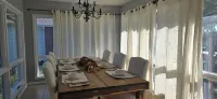Cozy Home with  Big Porch near Downtown and Zoo