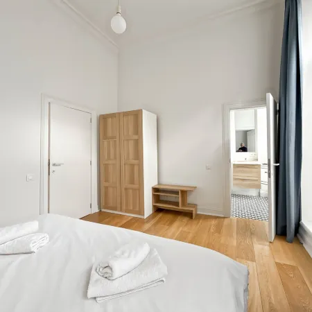 self check in Ixelles Apartment Retreat in the Heart of Brussels Отели в г. Иксель
