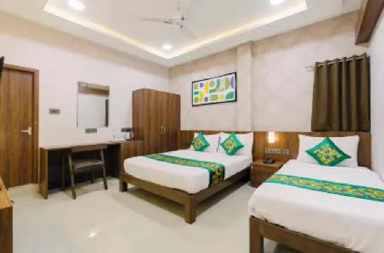 Treebo Rkh Palace Hotels near Marina Beach