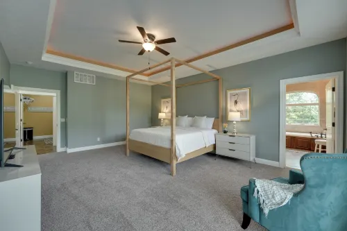 4 Mi to Branson Landing: Huge Home w/ Game Room! - Homestays