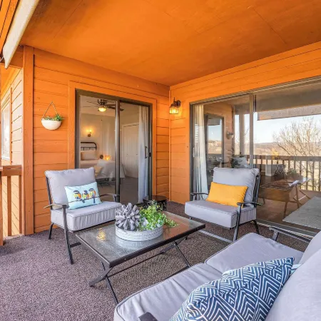 Bright Stylish Condo w/ Balcony