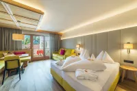 โรงแรมมิราเบลล์ โดโลมิเตส - ลักซ์ชัวรี - อายุรเวทแอนด์สปา