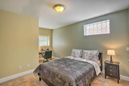 ~ 2 Mi to Downtown - Cozy Cleveland Unit