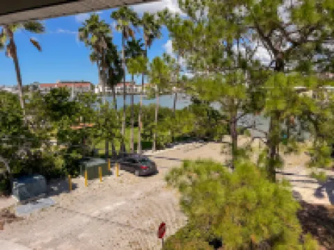 Coastal Chic Escape with Stunning Bay Views - Inviting Beach Haven