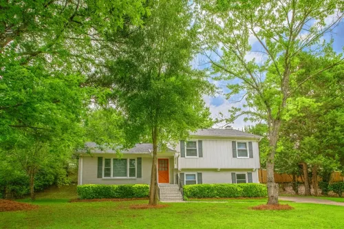 Cozy Escape with Outdoor Patio and Shuffleboard - Charming Retreat