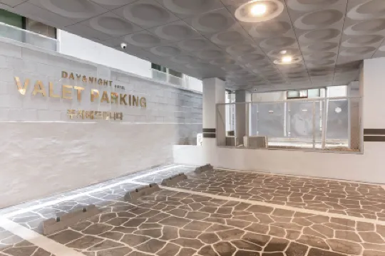 Incheon Day&Night Hotel Отели рядом с достопримечательностью «Juan Central Church»