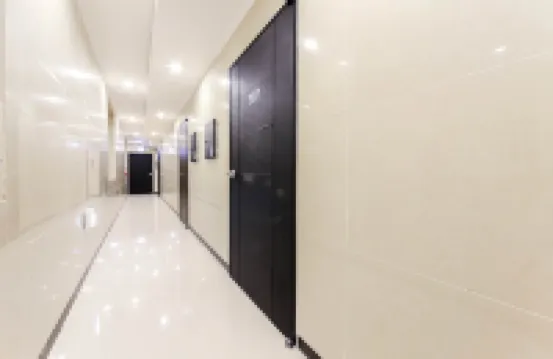 โรงแรมเกรย์70
