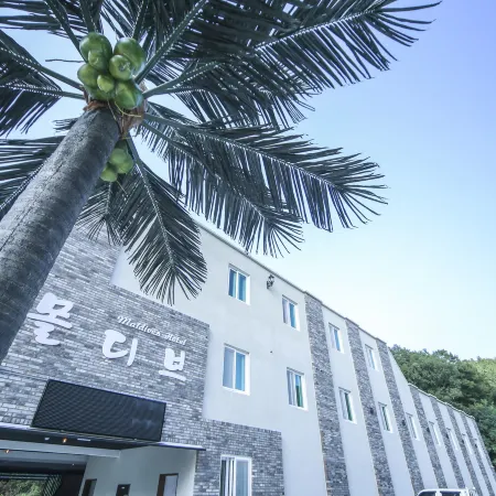 Eumseong Maldives Self Check-in hotel