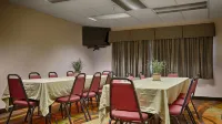 Ramada by Wyndham Platte City KCI Airport Hotels in Platte County