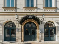 洲際酒店集團旗下的英迪格酒店克拉特夫瓦維爾城堡 鄰近瓦維爾城堡的酒店