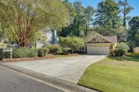 2 Mi to Ksu: Family Home w/ Games, Near Parks - Wifi