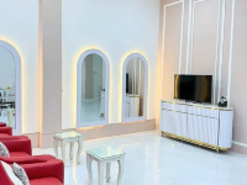 Home Suite Home Singkawang Hoteles en Pasiran