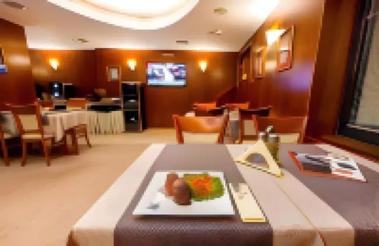 Hotel Duke Romana City Center