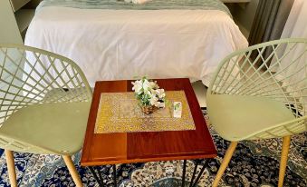 Modern Studio in New Chadcombe - 2315