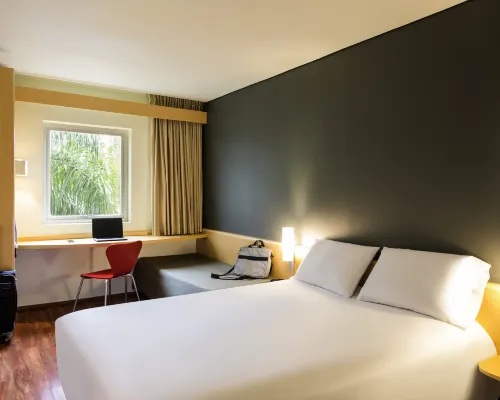 Ibis Monterrey Valle Rooms Photos