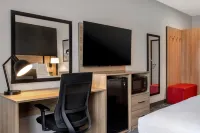 Canalta Cochrane Hotels in Cochrane