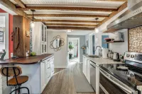 Lambertville Retreat - Walk to Shopping and Dining! - 3-Star