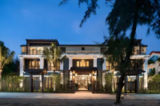 Aira Boutique Hoi An Hotel & Villa Hotels near An Bang Beach