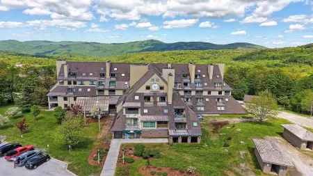 Mountain Green Resort by Killington VR - 3 Bedrooms