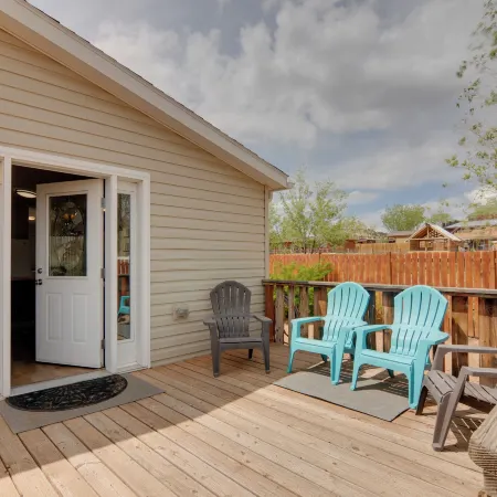Utah Retreat - Hot Tub, Deck and Near National Parks