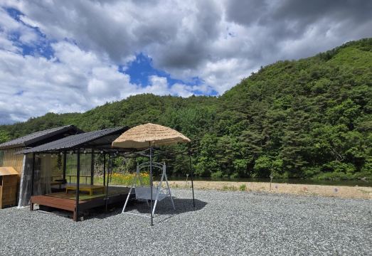 홍천 행복이 넘치는 강 펜션