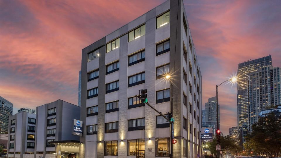 Best Western River North Hotel