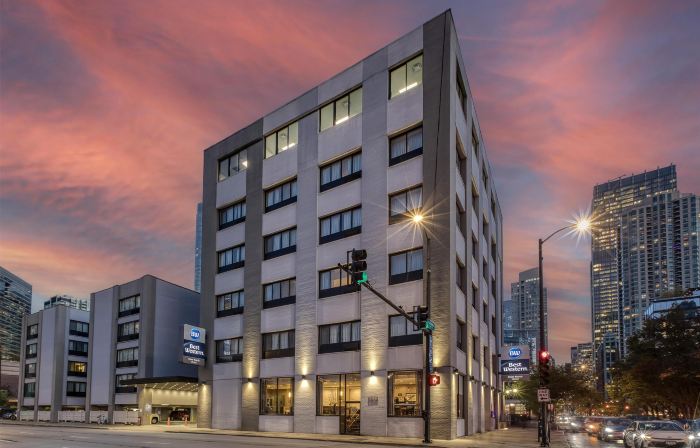 Best Western River North Hotel