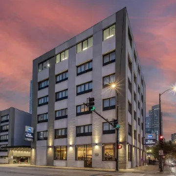 Best Western River North Hotel