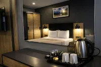 Burc Airport Hotel - 2-Star