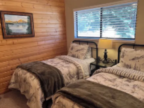 On Golf Course, 4 Bedrooms, 3 bathrooms, Sleeps 10