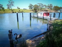 Waterfront Luxury Farm Studio situated on the Gippsland Lakes, Victoria.
