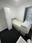 en-suite rooms available for short term - 2-Star