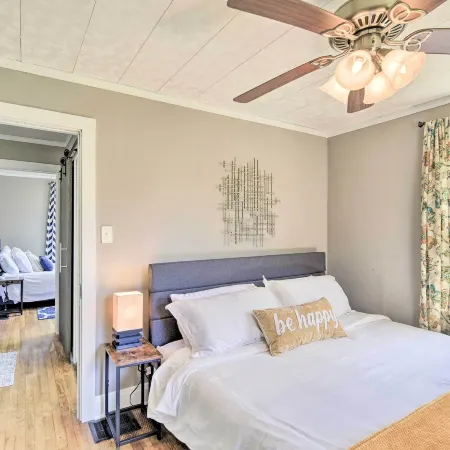 Cozy Cottage Near Dtwn Dining, Walk to Casino