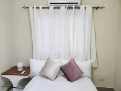 Amazing Three Bedroom House Hotels in 