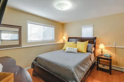 2 Mi to Dtwn: Cozy Getaway in Fairbanks! Hotéis em 