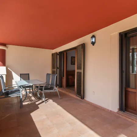 Family Oasis Near Golf & Beach