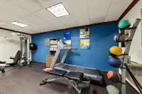 Comfort Suites Central - salle de sport
