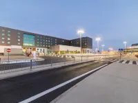 كورتيارد باي ماريوت وارسو إيربورت Hotels near أوكيشي