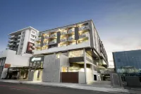 Oaks Toowoomba Hotel - parking