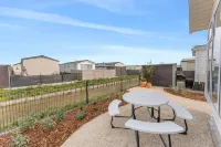 Cosy Mobile Home Surrounded by Nature